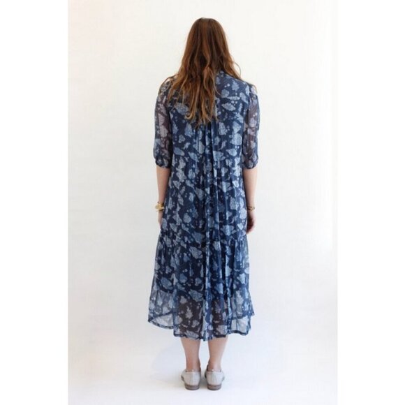 đź’•RAQUEL ALLEGRAđź’• Peasant Tiered Dress ~100% Silk Navy Blue Print Medium - Picture 5 of 16